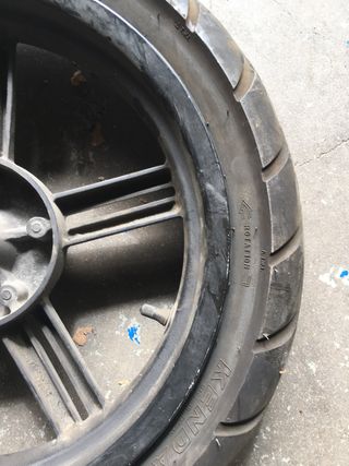 Neumático Kenda 120/80-16 con llanta