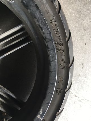 Neumático Kenda 120/80-16 con llanta