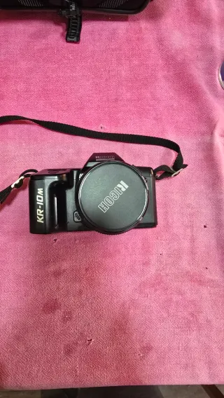 Cámara Analógica Ricoh KR-10M + Flash
