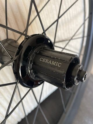 Rueda carbono bici Elite Wheels