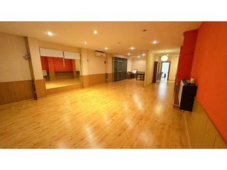 Local comercial en alquiler en Casagemes - Canyadó en Badalona