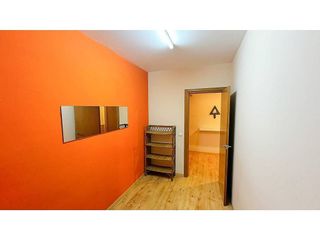 Local comercial en alquiler en Casagemes - Canyadó en Badalona