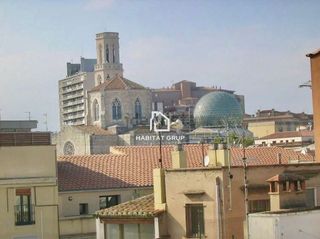 Piso en venta en Centre en Figueres