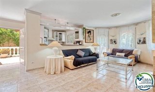 Chalet en venta en Empuriabrava en Castelló d´Empúries
