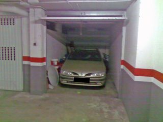 Garaje en venta en Els Pavos en Blanes