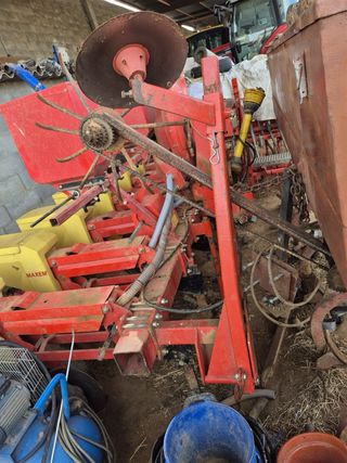 Sembradora de maiz 6 Surcos