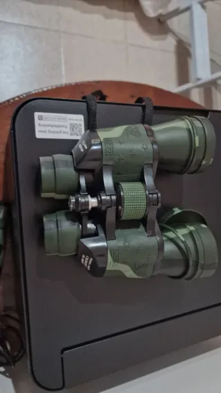 Binocolo vintage mimetico