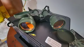 Binocolo vintage mimetico