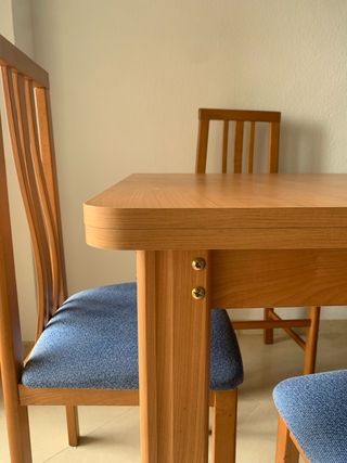 Mesa Comedor Madera Extensible + 4 Sillas