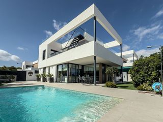 Chalet en venta en Finestrat pueblo en Finestrat