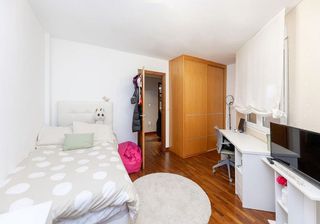 Casa adosada en venta en Zubia (La)