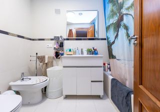 Casa adosada en venta en Zubia (La)