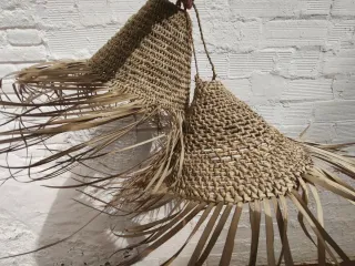 Lámparas artesanales mimbre.