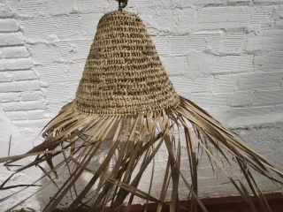 Lámparas artesanales mimbre.