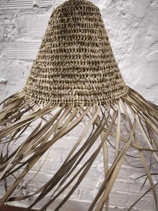 Lámparas artesanales mimbre.