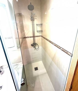 Piso en alquiler en Media Legua en Madrid