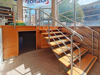 Local comercial en alquiler en Cuatro Caminos - Plaza de la Cubela en Coruña (A)