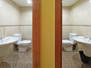 Local comercial en alquiler en Cuatro Caminos - Plaza de la Cubela en Coruña (A)