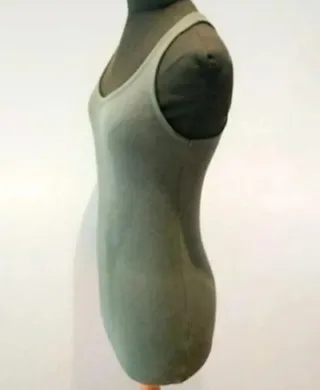 Camiseta sin mangas verde militar Bershka