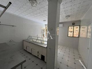 Local comercial en alquiler en Lucena