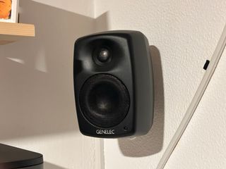 Pareja Altavoces Genelec 4020c y G Two