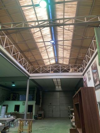 Nave industrial en alquiler en Silla