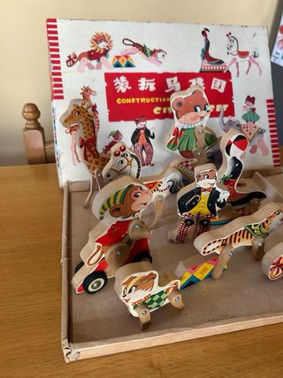 Gioco/Set Animali in Legno Constructional Circus