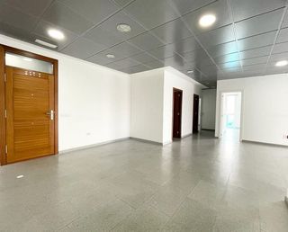 Oficina en alquiler en San Cristóbal de La Laguna - La Vega - San Lázaro en San Cristóbal de La Laguna