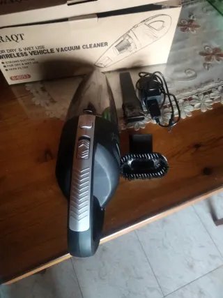 Mini aspirador de mano