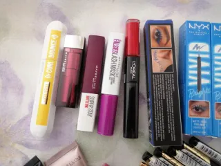 Lote cosméticos L'Oréal, Maybelline, NYX Elizabeth