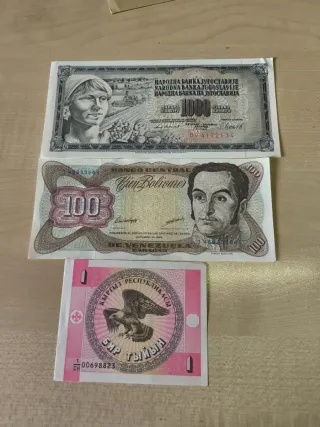 Lote 3 Billetes Mundiales sin circular