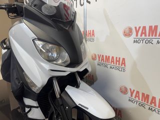 Yamaha XMAX 125 Blanca