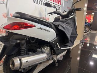 Yamaha XMAX 125 Blanca