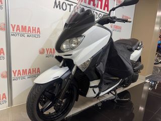Yamaha XMAX 125 Blanca