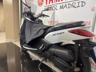 Yamaha XMAX 125 Blanca