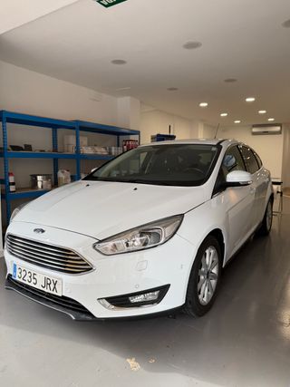 Ford Focus 2016 Blanco