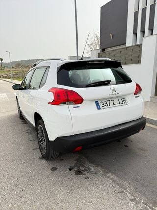 Peugeot 2008 2015