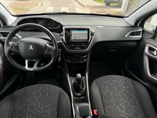 Peugeot 2008 2015
