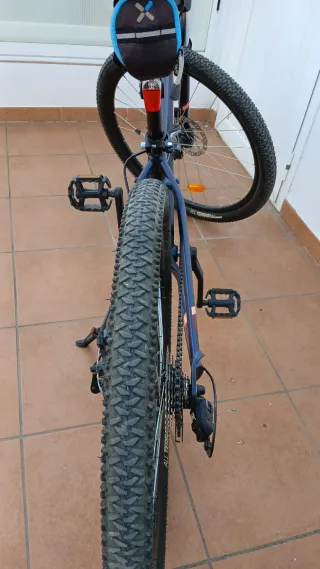 Bicicleta Rockrider ST 120 Morada