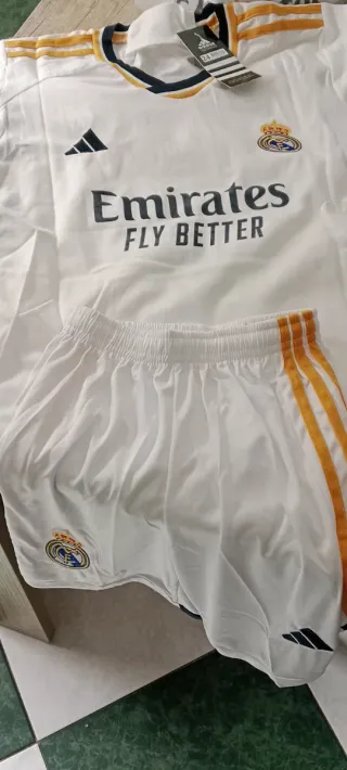 Conjunto Real Madrid niño/niña Adidas