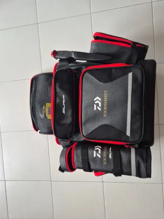 Mochila de pesca Daiwa Tournament