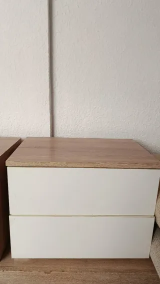 Dos Mesita de noche 2 cajones