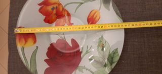 Vassoio centro tavola decorato fiori