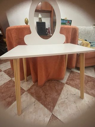 Tocador infantil de madera blanco