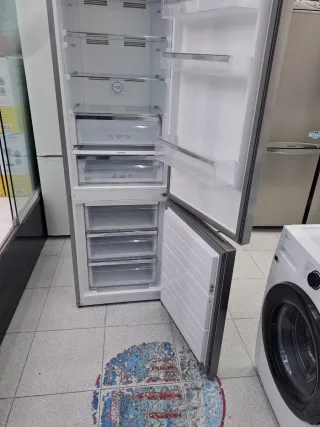 Nevera Smeg plateada 2,m con garantía