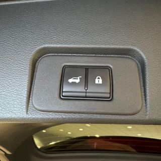 NISSAN X-TRAIL TEKNA