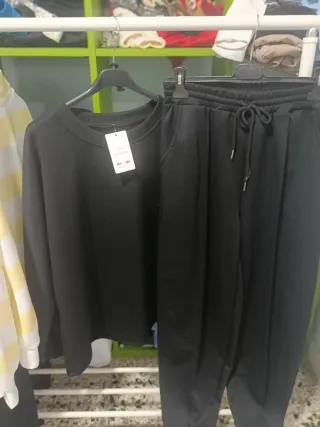 Conjunto mujer New Collection negro