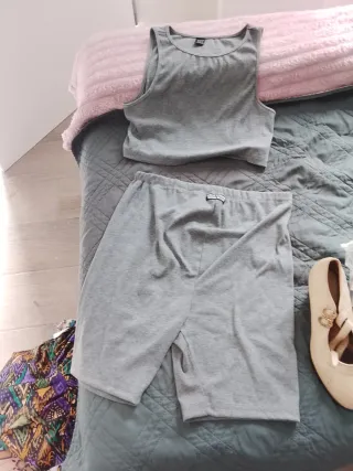 Conjunto premamá gris