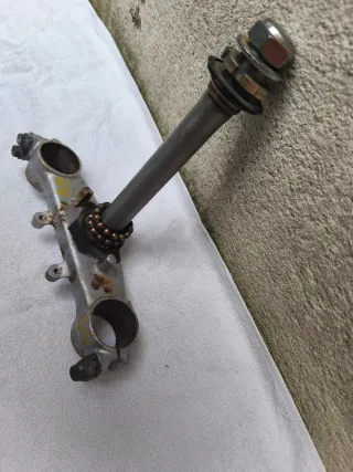 Tija Honda África Twin RD04