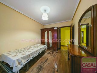 Piso en venta en La Villa - Bazuelo en Mieres